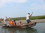 阿波国伝統かんどり舟、操るは船頭、一番弟子